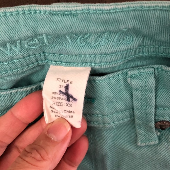 Wet Seal Seafoam Green Jeans 0 - Picture 2 of 3